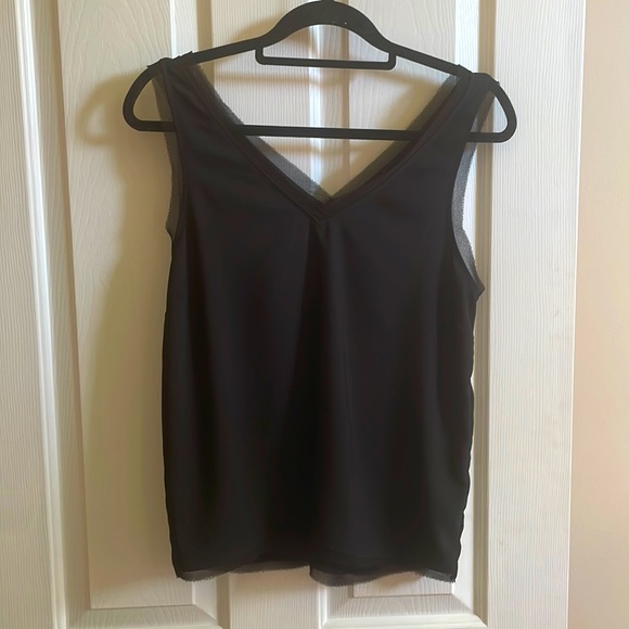 Halogen Tops - 🛍️ Black Cami/Tank